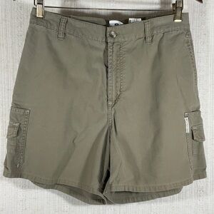 Women’s Columbia Cargo Shorts-Olive-Size Medium
